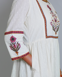 Kavya Mode Midi Dress